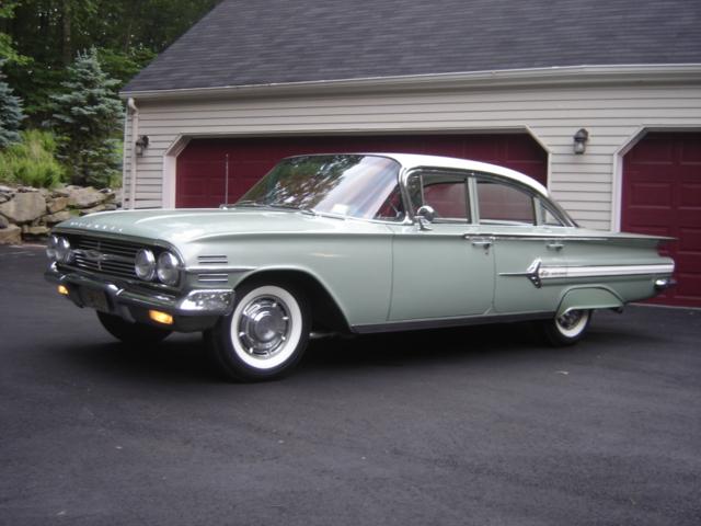1960 impala 4dr sedan grn 7.JPG